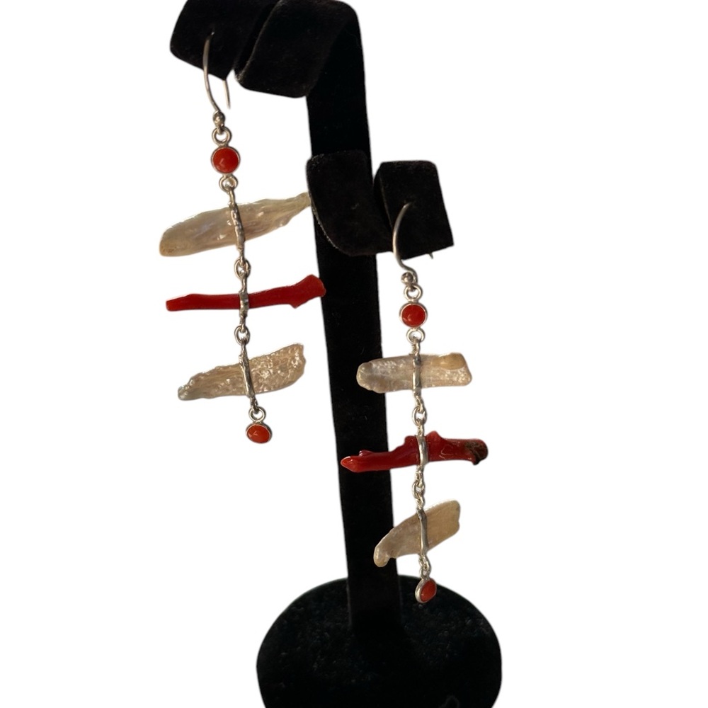 Natural Pearl & Coral Dangle Earrings | 925
Sterling Silver